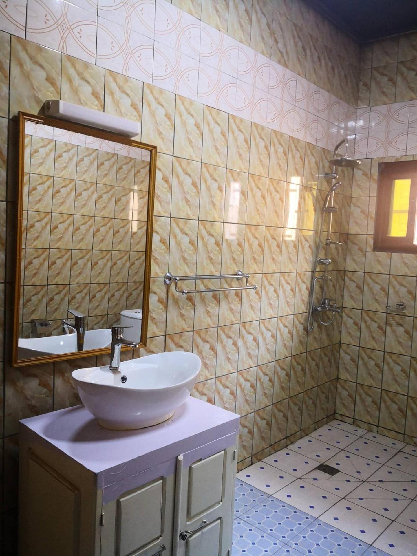 Tout Confort Avec Jardin Entree Bastos Yaoundé Exterior foto